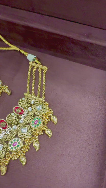 Mrinalini Earring & Necklace Set